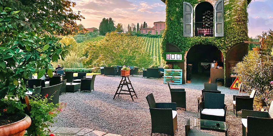 Dining at the sumptuous Il Borgo Machiavelli