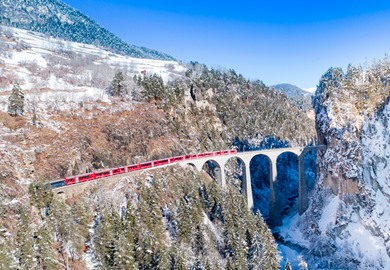 First Class Glacier Express in Winter (Brig-Chur) 2016