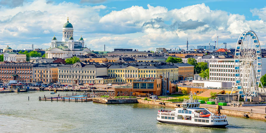 Admiring Helsinki’s majestic architecture